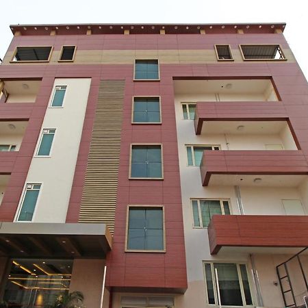 Capital O 4535 Hotel Uma Palace Varanasi Luaran gambar