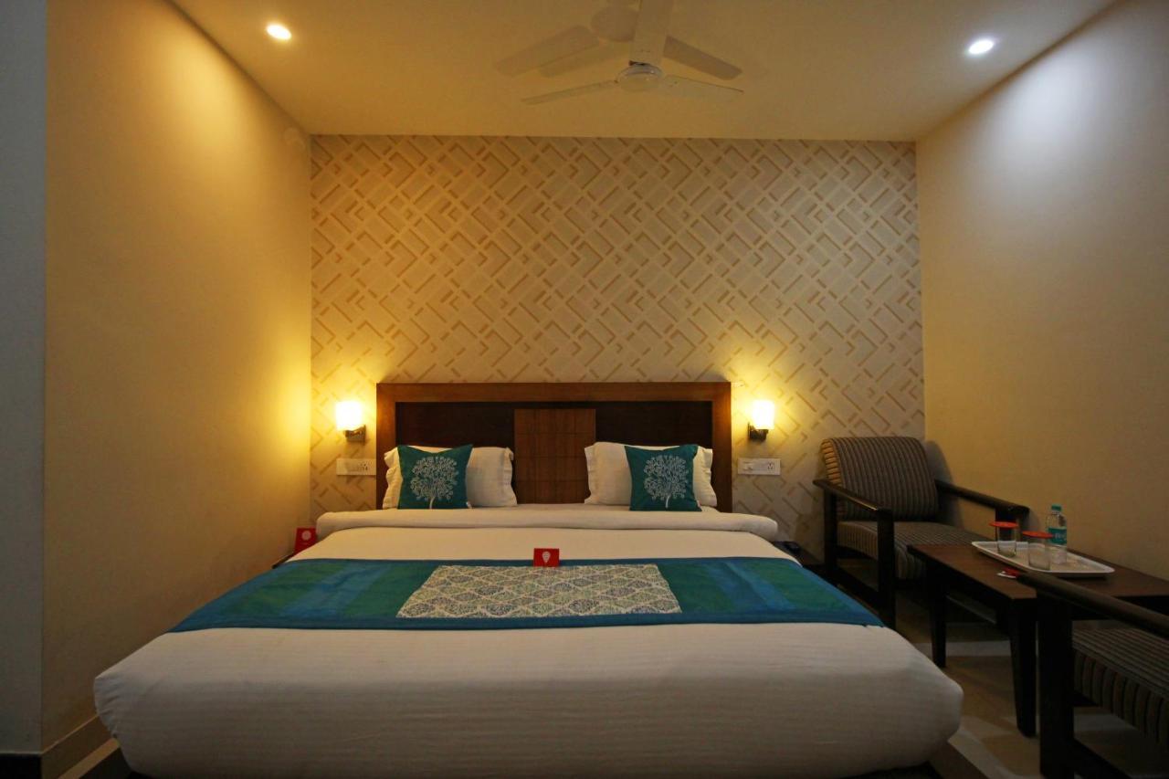 Capital O 4535 Hotel Uma Palace Varanasi Luaran gambar