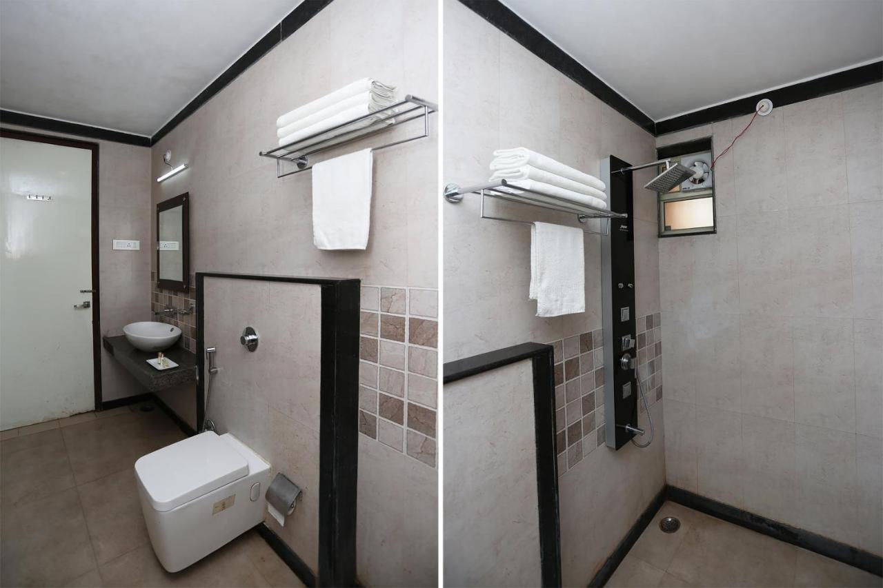 Capital O 4535 Hotel Uma Palace Varanasi Luaran gambar